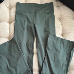 GAP Women's Deep Green Leggings